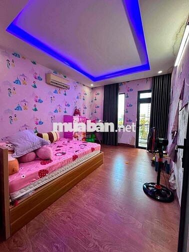 Cho thuê nhà 3 tầng kiệt Bế Văn Đàn 3 P/ngủ,3wc Full nội thất