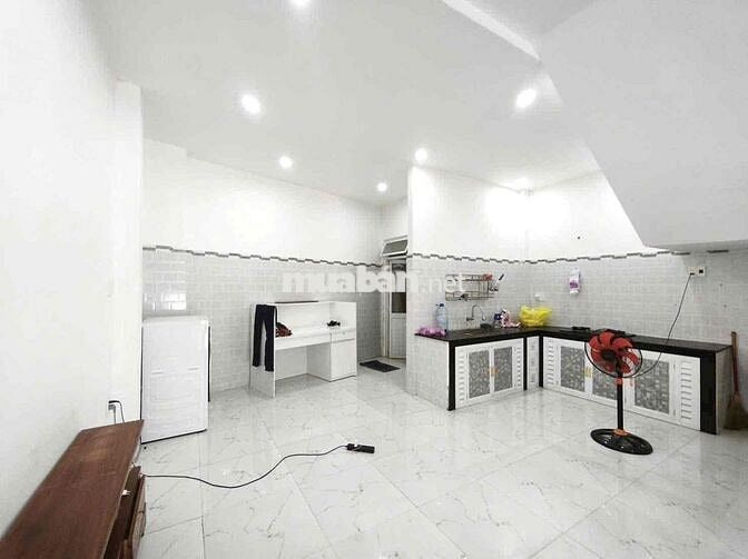 Cho thuê nhà MT Yên Khê 1 Thanh Khê Đông sát biển