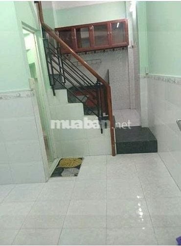 Cho thuê nhà gần mặt tiền đường Nguyễn Sỹ Sách, Tân Bình, trệt, 2 lầu