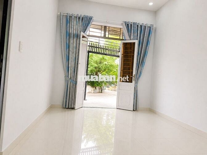 Cho thuê nhà nguyên căn 80m2 2PN 1WC Tân Hiệp Hóc môn