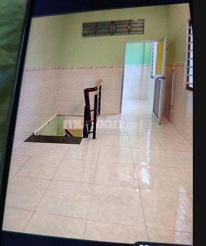 Cho thuê nhà gần mặt tiền đường Nguyễn Sỹ Sách, Tân Bình, trệt, 2 lầu