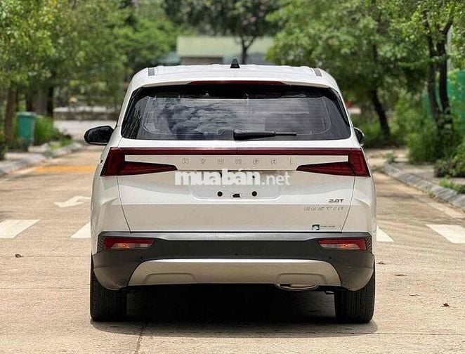 Hyundai Custin 2.0T cao cấp 2023