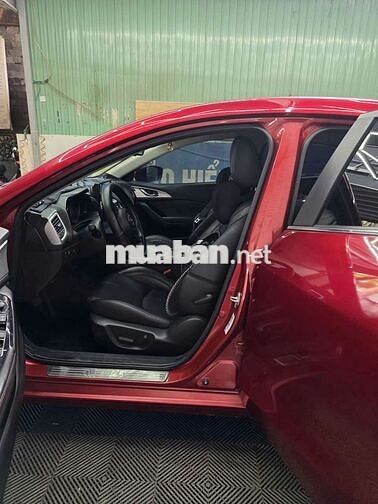 Mazda Mazda 3 2019 Đỏ , có cửa sổ trời