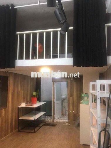 Cho thuê phòng 20 m2 có gác trung tâm quận 3 phường 5 tầng 2 có bancon
