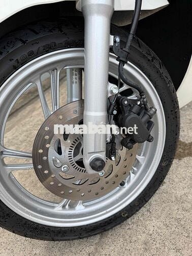 Honda SH160i 2026 Trắng Tự động 1237 km