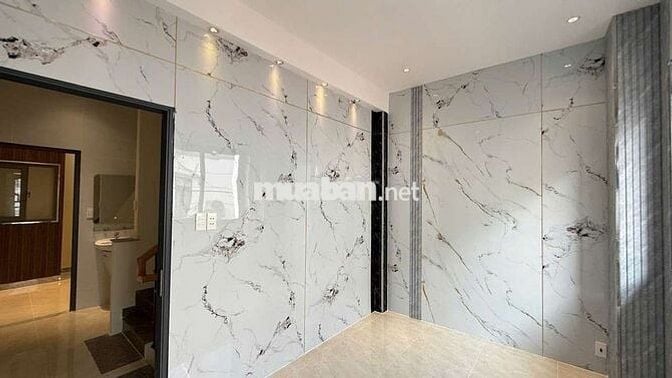 CHO THUÊ NHÀ HXH 4PN 3WC  NGUYỄN VĂN KHỐI P11 GÒ VẤP