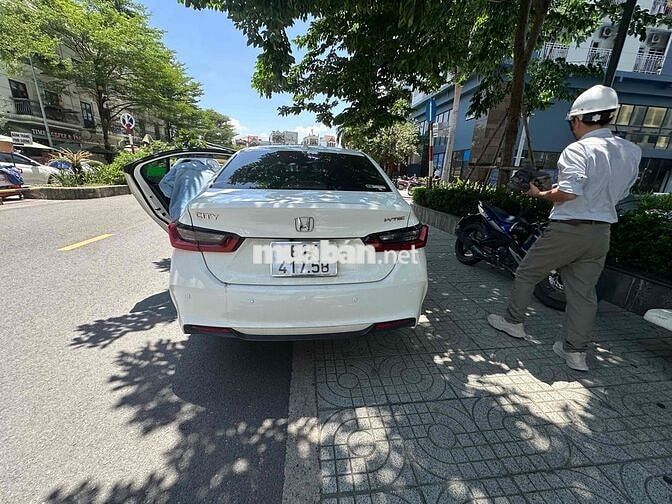 Honda City G 2024 Trắng 5 chỗ