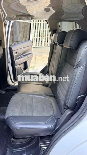 Mitsubishi Outlander 2.0 CVT 2022 Trắng 60000 km