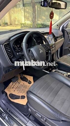 Mitsubishi Outlander 2.0 CVT 2022 Trắng 60000 km