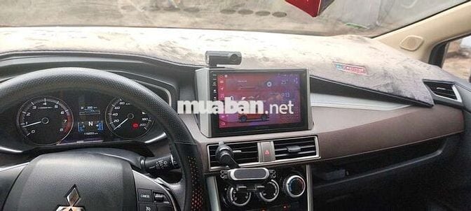 Mitsubishi Xpander Cross 2020 Cam 7 chỗ