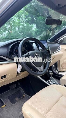 Toyota Yaris 1.5AT Xám Tự động