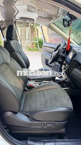 Mitsubishi Outlander 2.0 CVT 2022 Trắng 60000 km