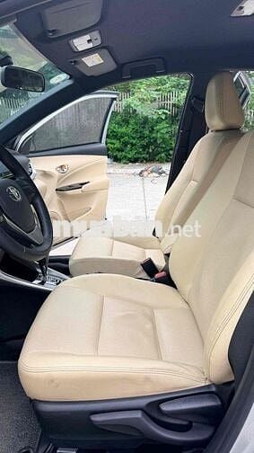 Toyota Yaris 1.5AT Xám Tự động