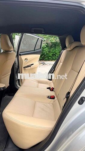Toyota Yaris 1.5AT Xám Tự động