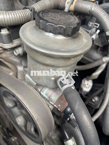 Toyota Innova 2016 2.0E Màu bạc Xe gia đình