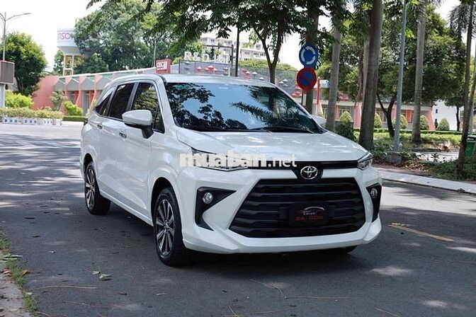 Toyota Avanza 1.5 AT 2023 Trắng 75.000 km