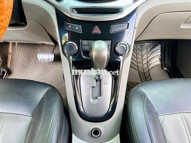 Chevrolet Orlando AT 2016 1.8 bản Full Bạc