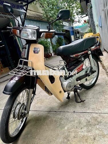 Honda Dream Thái Nâu