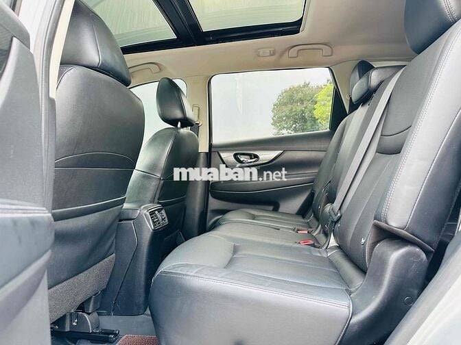 Nissan X-Trail 2.5 Premium 4WD model 2019