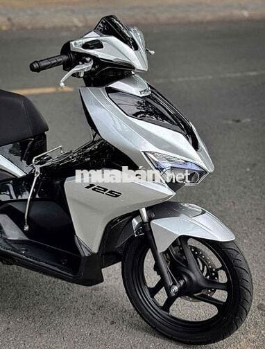 Honda Airblade 125 Smartkey 2018 Bạc