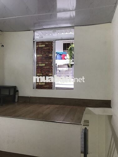 Chủ cho thuê ng căn DT:3x5 giá 3tr/thg ,lầu ,HBC,TĐ