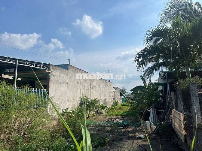 Cần bán gấp !!! Lô đất 182m2 mặt tiền đường Thầy Cai, f8 giá 580tr