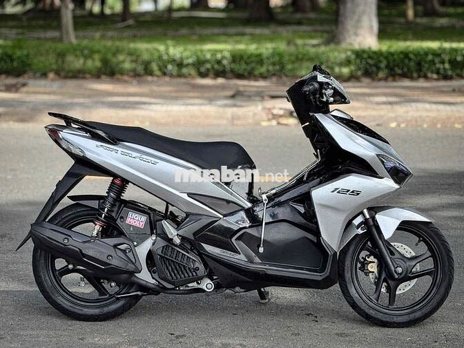 Honda Airblade 125 Smartkey 2018 Bạc