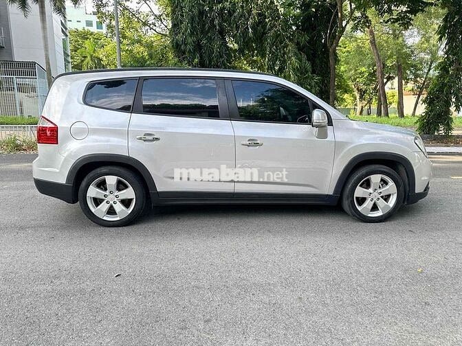 Chevrolet Orlando AT 2016 1.8 bản Full Bạc