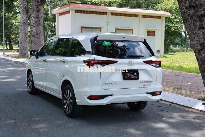 Toyota Avanza 1.5 AT 2023 Trắng 75.000 km