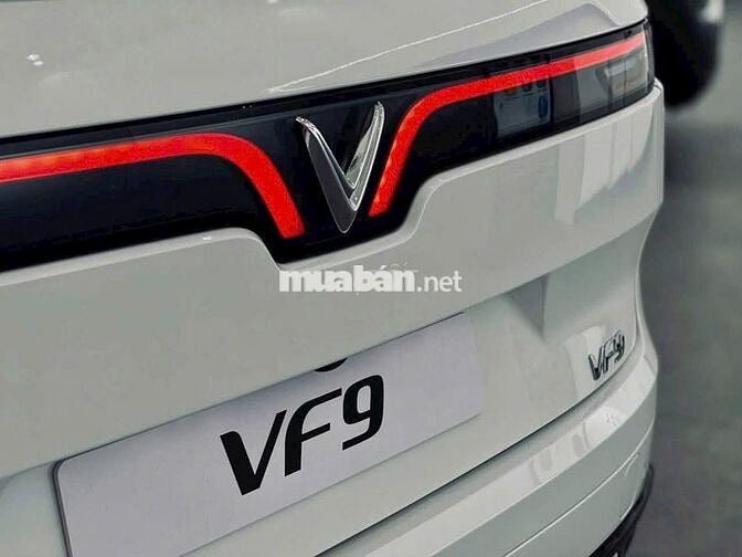 VinFast VF9 PLUS 2025 Trắng 1263TR MỚI 100%