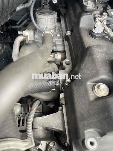 Toyota Innova 2016 2.0E Màu bạc Xe gia đình