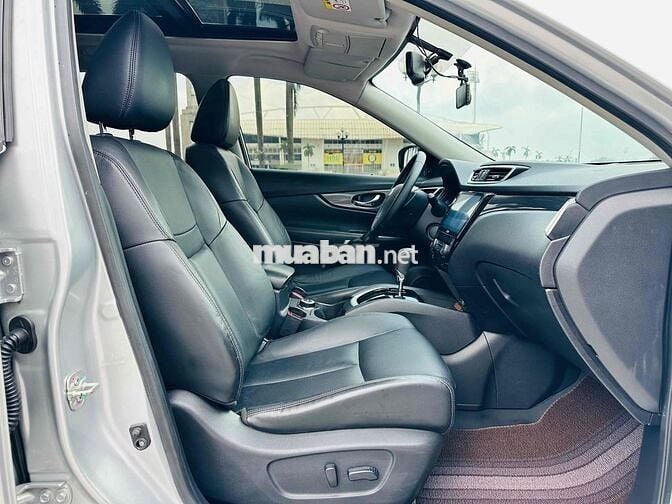 Nissan X-Trail 2.5 Premium 4WD model 2019