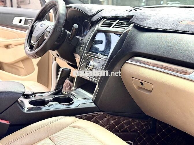 Ford Explorer 2017 Trắng Nhập khẩu