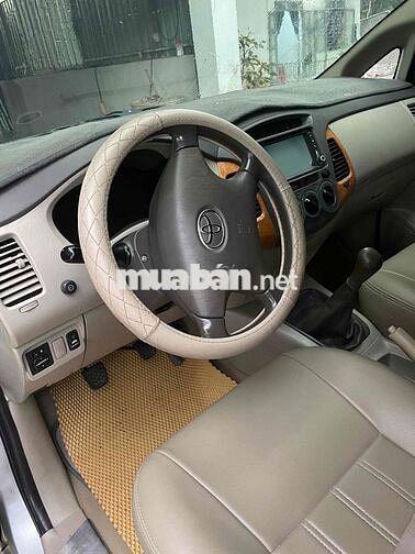 Toyota Innova G 2009 Bạc