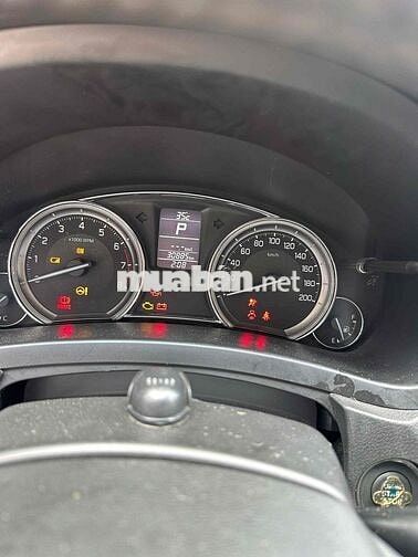 Suzuki Ciaz 2019 Sedan Tự động Bạc 3 vạn