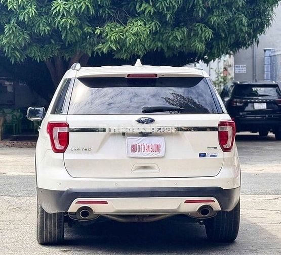 Ford Explorer 2017 Trắng Nhập khẩu