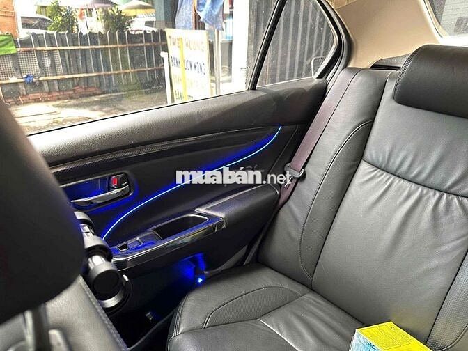 Suzuki Ciaz 2019 Sedan Tự động Bạc 3 vạn