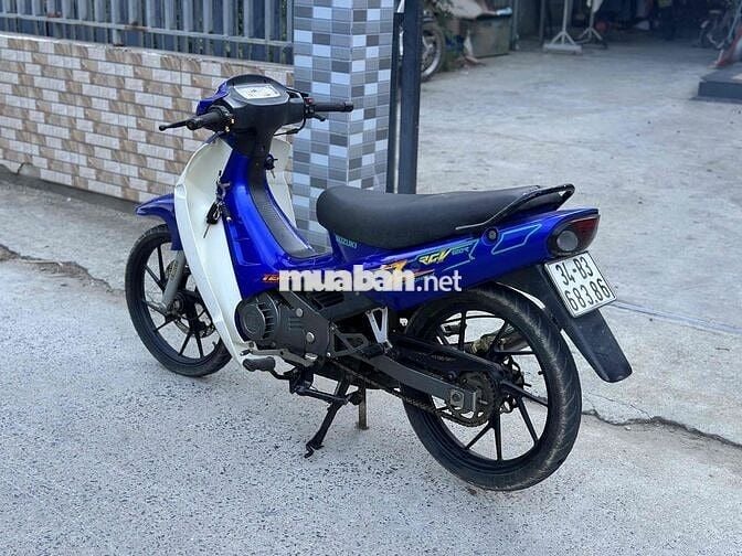 Suzuki Xipo Xanh trắng