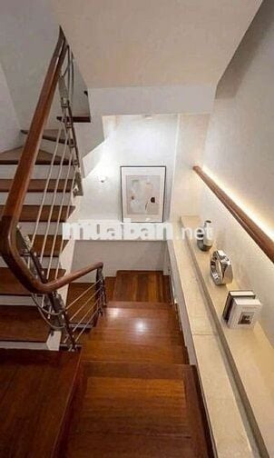 🏡 Nhà Đẹp Lâm Hạ - Ô Tô Vào Nhà - 4 Tầng 3PN - Chỉ 17 Triệu/Tháng!