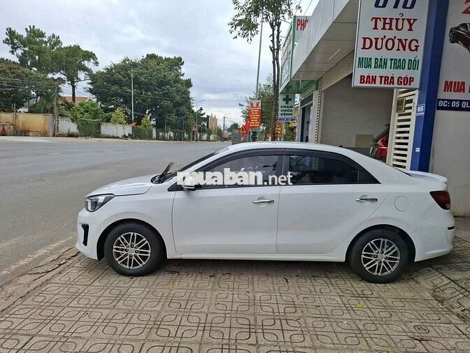 Kia Soluto 2022 Trắng Tự động Ghế da