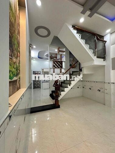 Nhà Phố 2 Lầu Khu phân lô đẹp Nhỉnh 5 tỷ 490 Đường Thới An 16, P. Thới