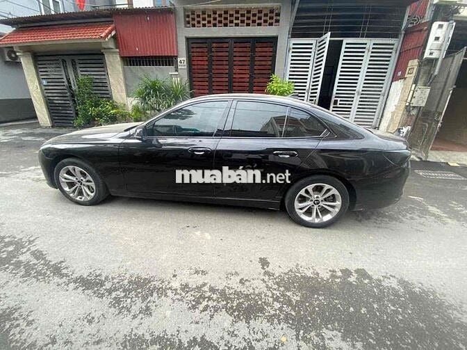 VinFast Lux A Tiêu chuẩn 2022 Đen 3.4 vạn