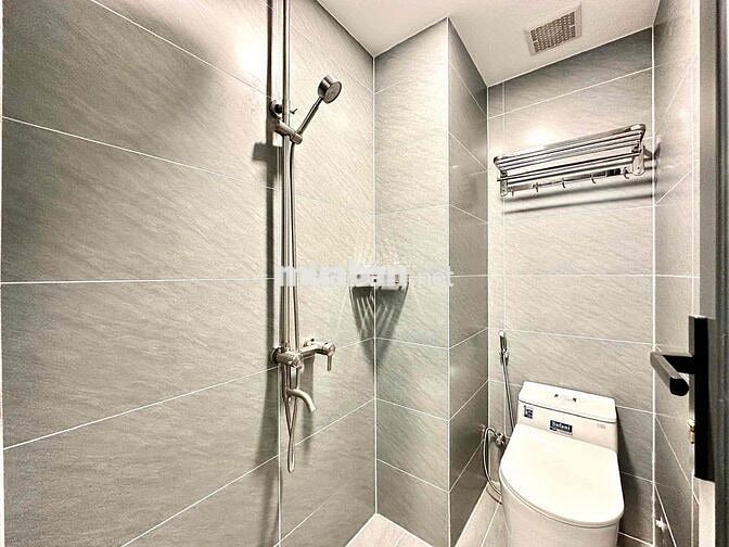 FREE TIỀN NHÀ THÁNG ĐẦU-STUDIO MỚI XÂY BAN CÔNG-SÁT VLU,NTTU,IUH