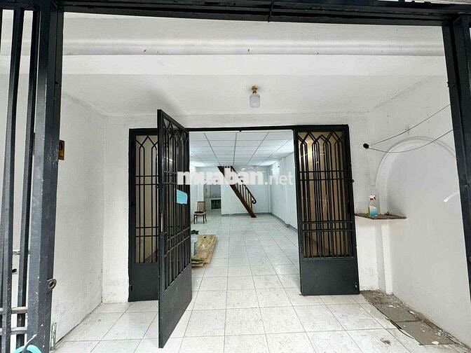 Cho thuê nhà nguyên căn 2 tầng, hẻm xe hơi, 2PN – Dọn vào ở ngay!