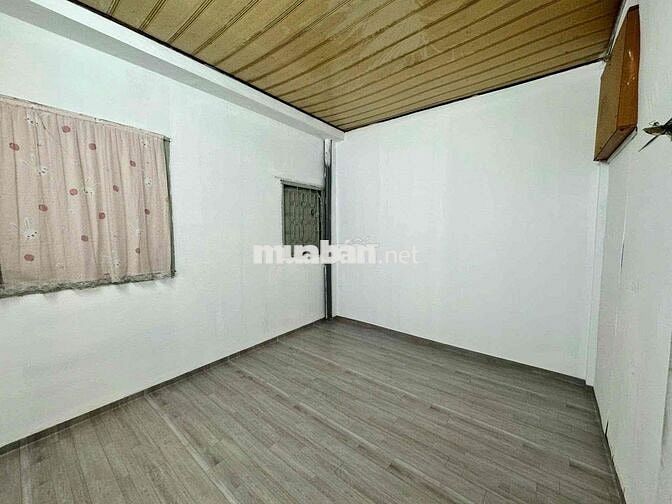 Cho thuê nhà nguyên căn 2 tầng, hẻm xe hơi, 2PN – Dọn vào ở ngay!