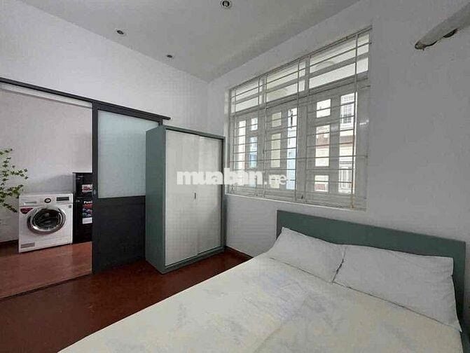 2 Phòng ngủ, ban công, tách bếp, 40m2 chỉ 8tr2 ngay tại Phú Nhuận