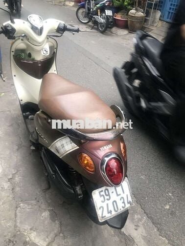Yamaha Classico 2011 Nâu trắng