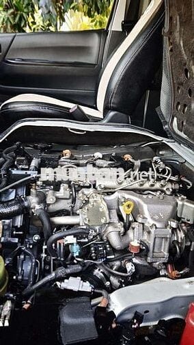 Toyota Hiace 16 chỗ Số sàn Bạc