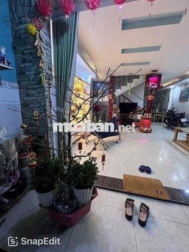 GIÁ RẺ 9tr —3 Phòng. ngủ ,3tolet—oto ngủ trong nhà