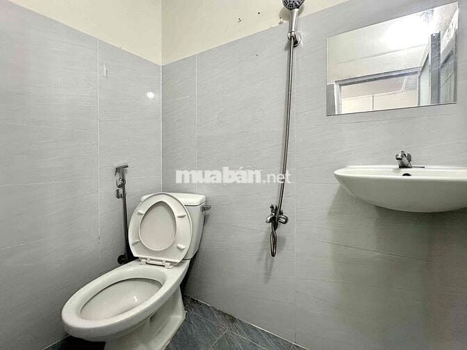 phòng view đẹp ban công cửa sổ full nội thất